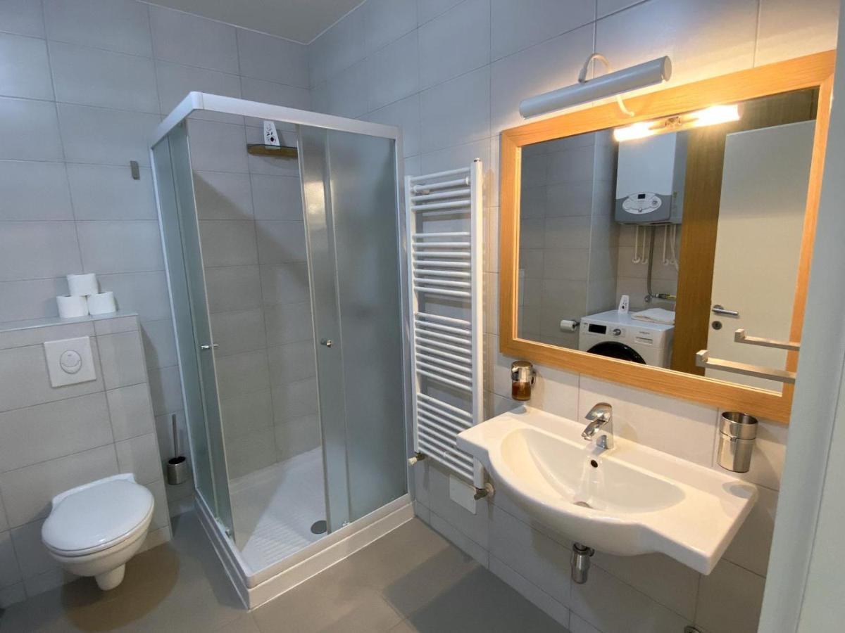 Portview Apartment Fiume Esterno foto